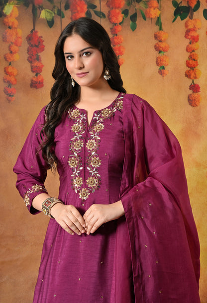 Elegant Black Pink Kurta Set with Intricate Zardozi Work