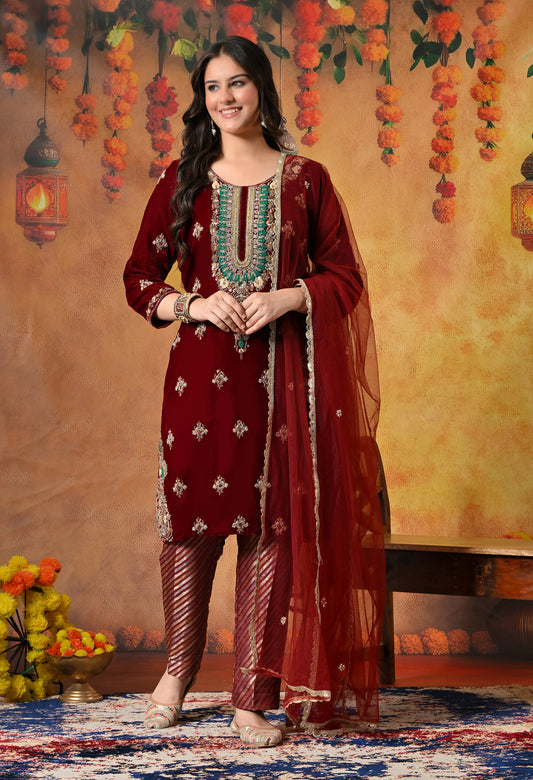 Regal Maroon Red Kurta Set with Intricate Zardozi Embroidery