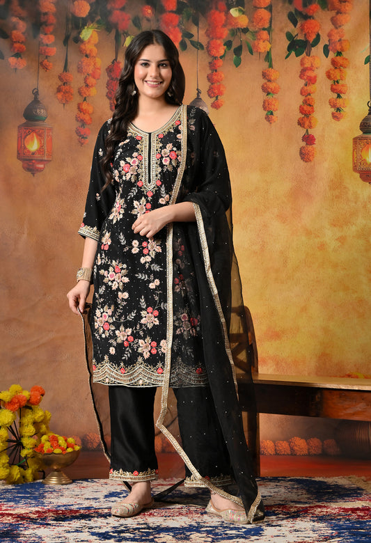 Striking Black Kurta Set with Elegant Zardozi Embroidery