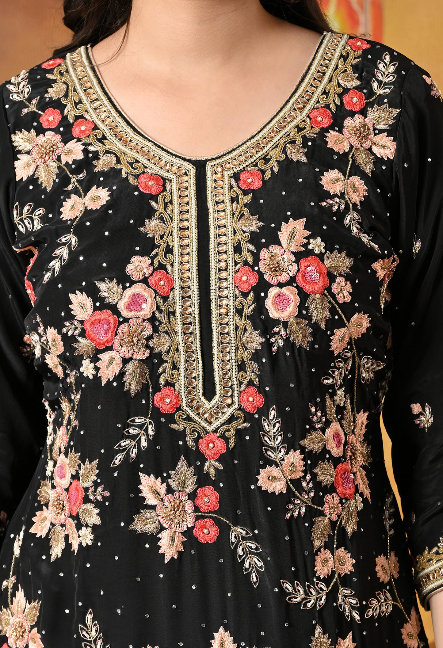 Striking Black Kurta Set with Elegant Zardozi Embroidery