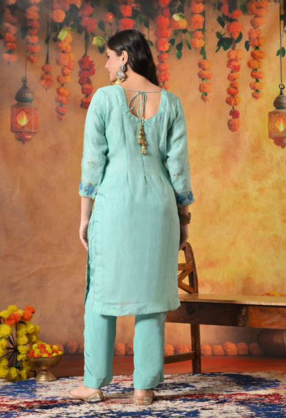 Charming Sky Blue Kurta Set with Delicate Zardozi Embroidery