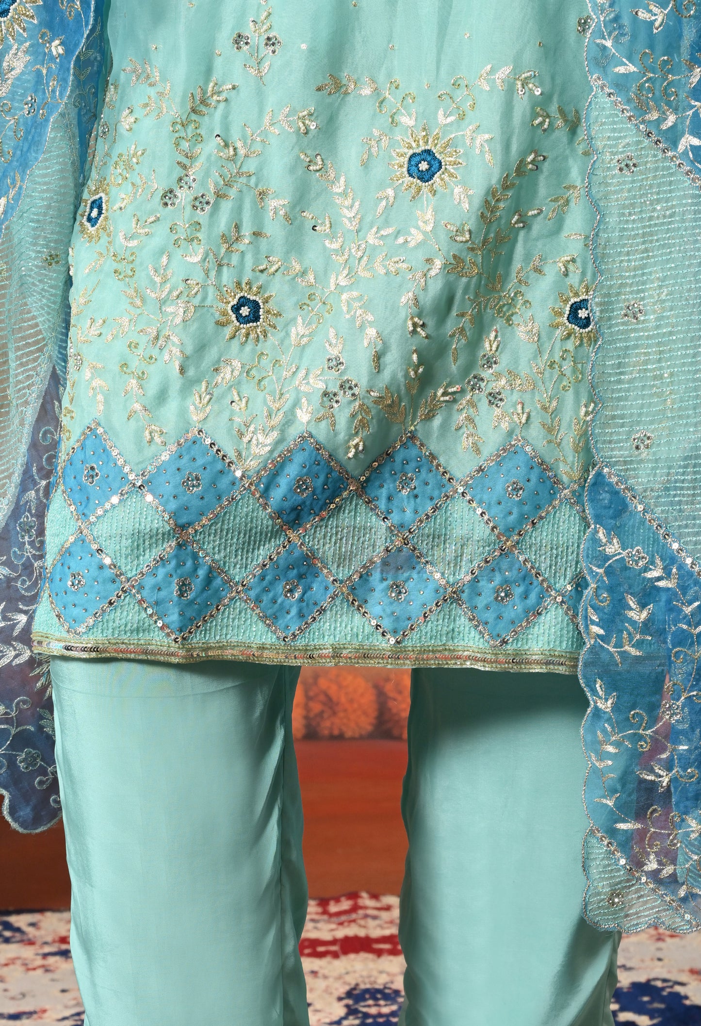 Charming Sky Blue Kurta Set with Delicate Zardozi Embroidery