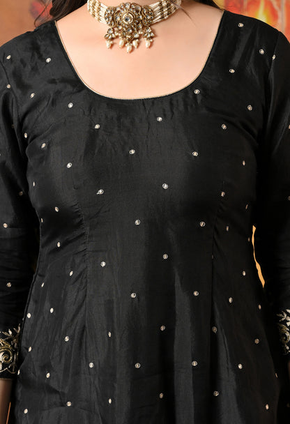 Majestic Black Organza Kurta Set with Zardozi and Tilla Embroidery