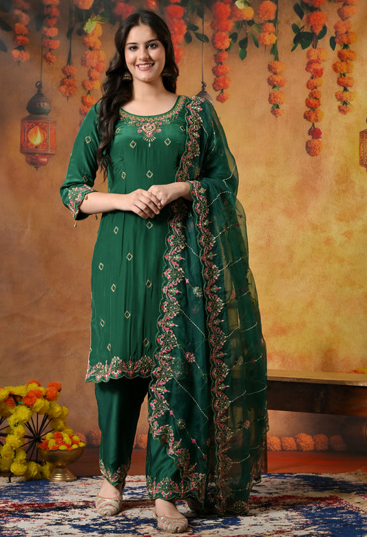 Luxurious Dark Green Crepe Kurta Set with Exquisite Zardozi Embroidery