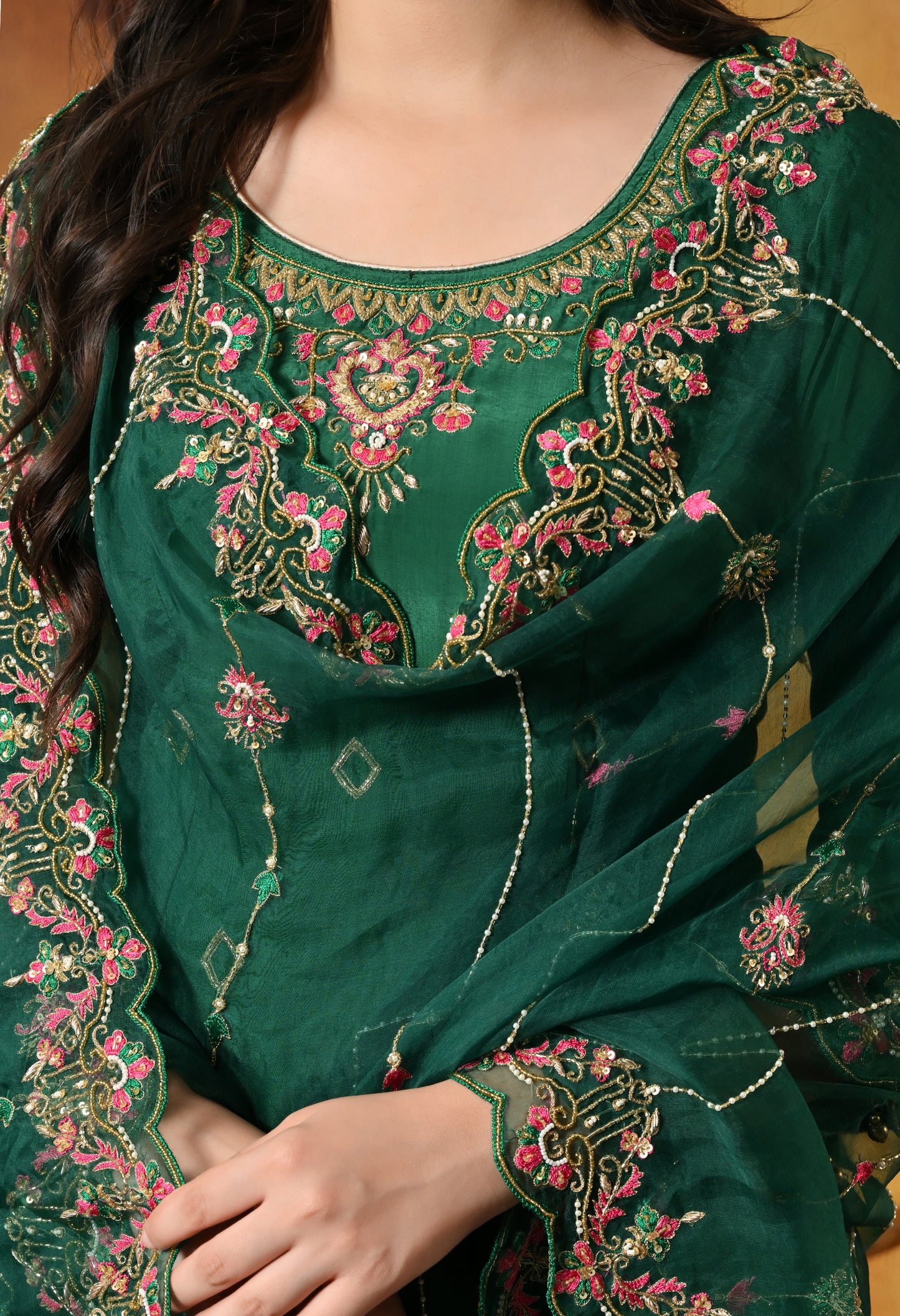 Luxurious Dark Green Crepe Kurta Set with Exquisite Zardozi Embroidery