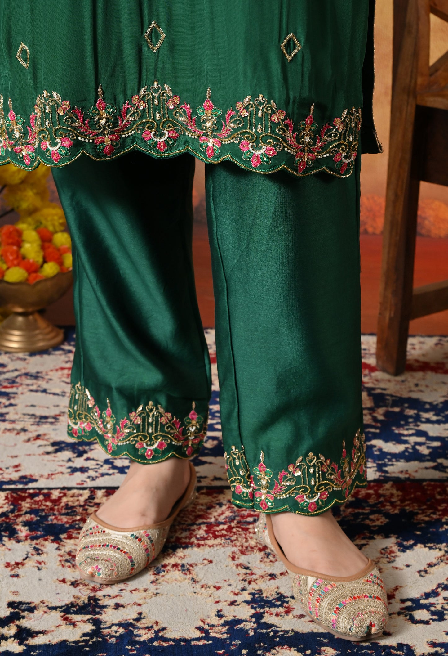 Luxurious Dark Green Crepe Kurta Set with Exquisite Zardozi Embroidery