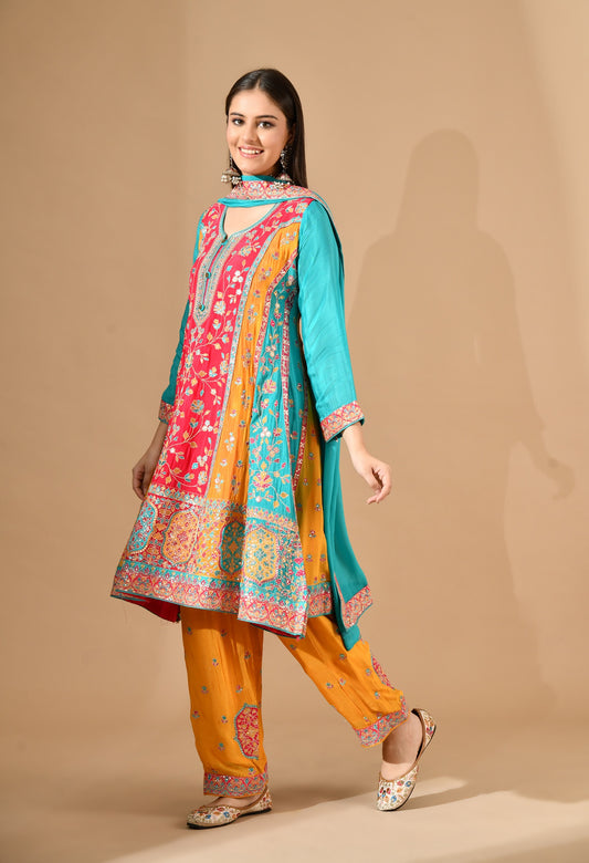 Multicolour Yellow Kurta Set with Zardozi & Thread Embroidery