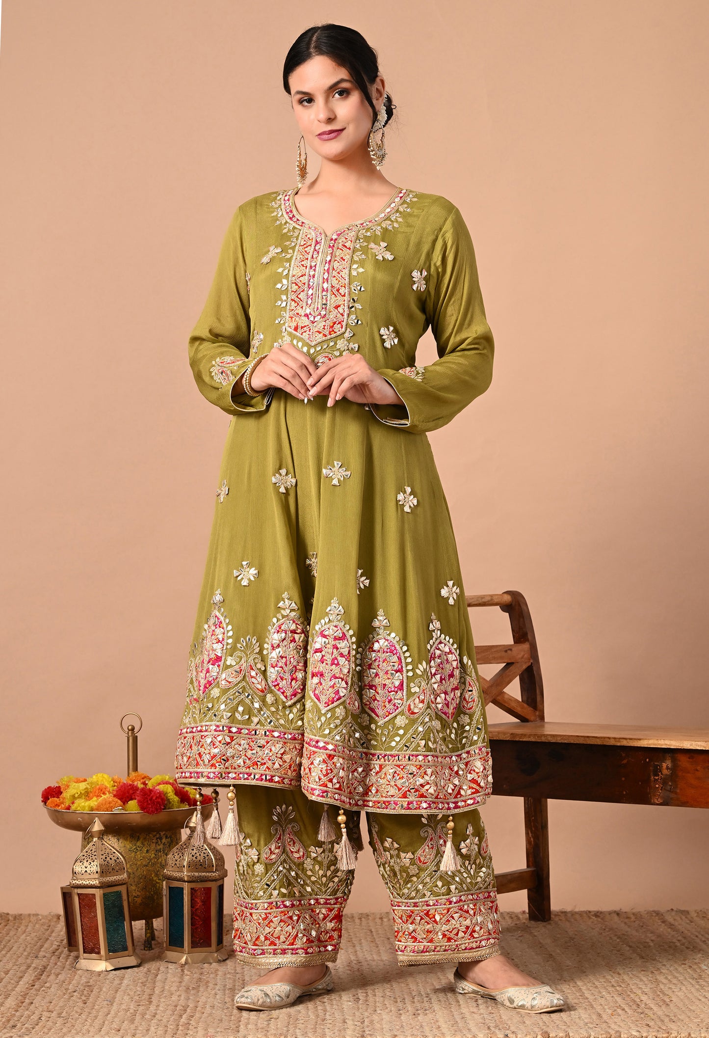 Beauitful Green Kurta Set with Gotta, Zardozi, Dabka, Mirror, and Applique Work