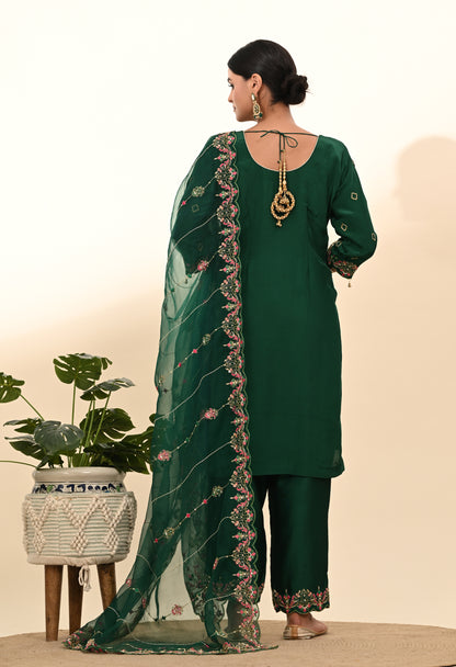 Luxurious Dark Green Crepe Kurta Set with Exquisite Zardozi Embroidery