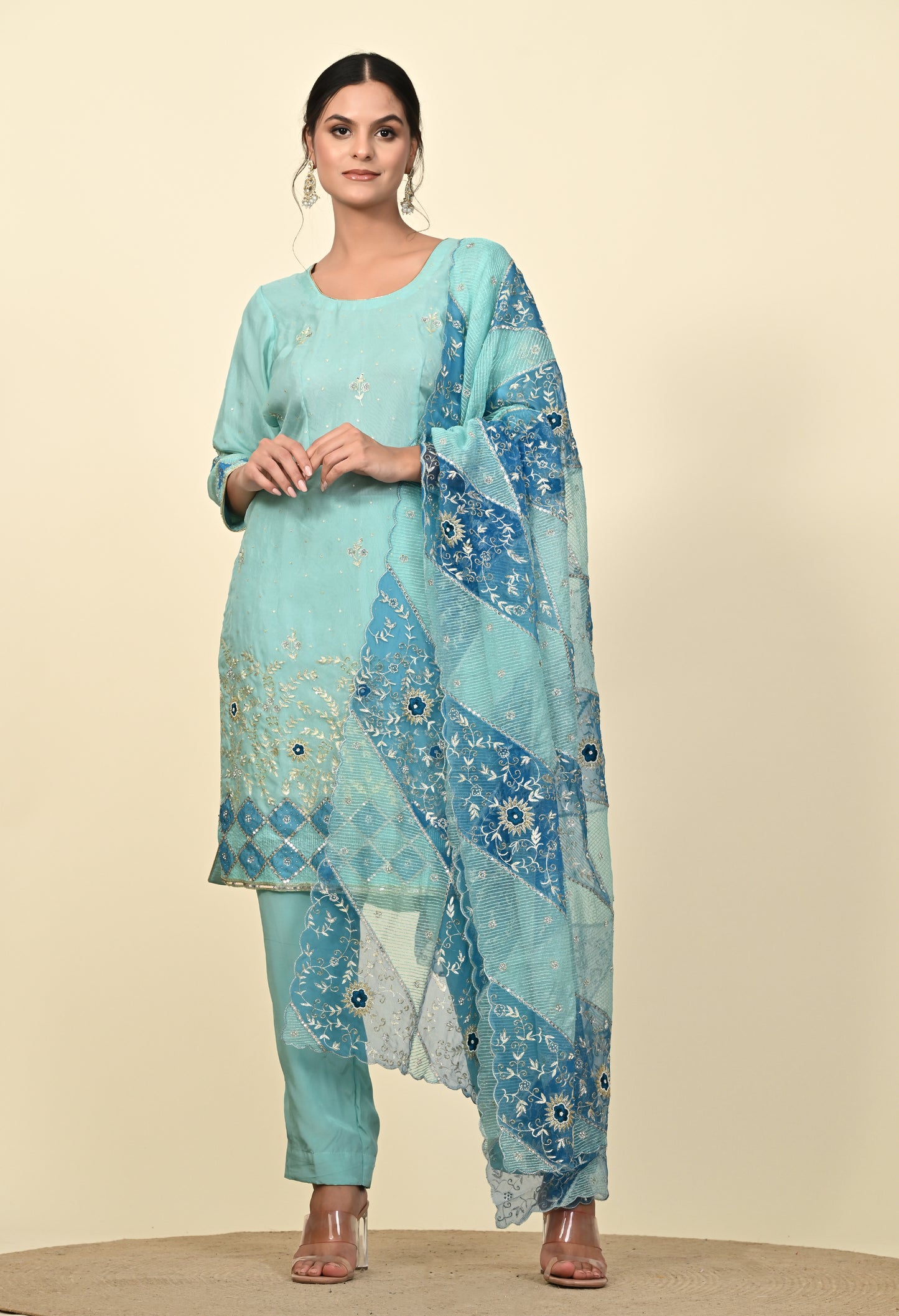 Charming Sky Blue Kurta Set with Delicate Zardozi Embroidery