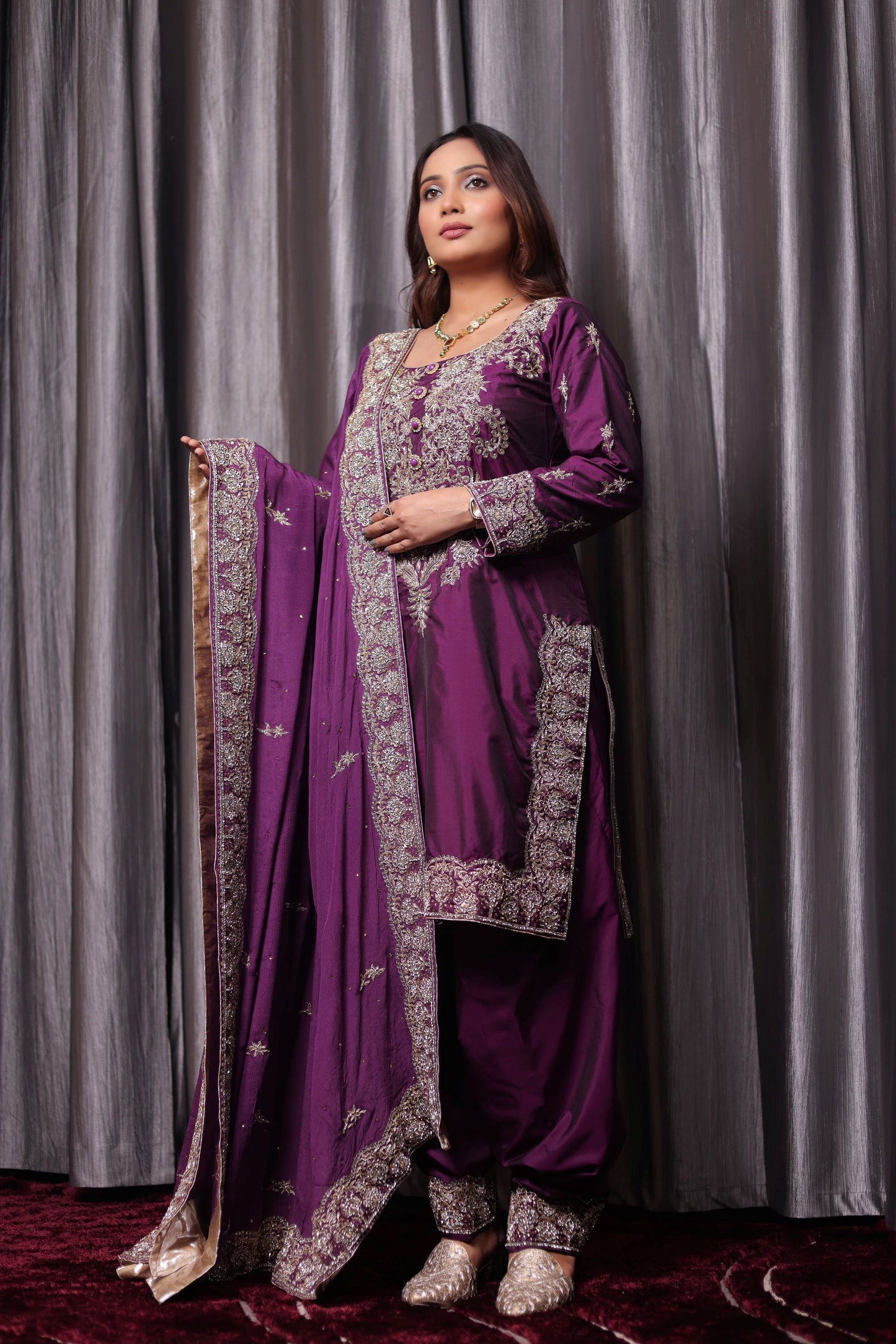 Luxurious Purple Kurta Set with Zardozi and Crystal Cutdana Embroidery