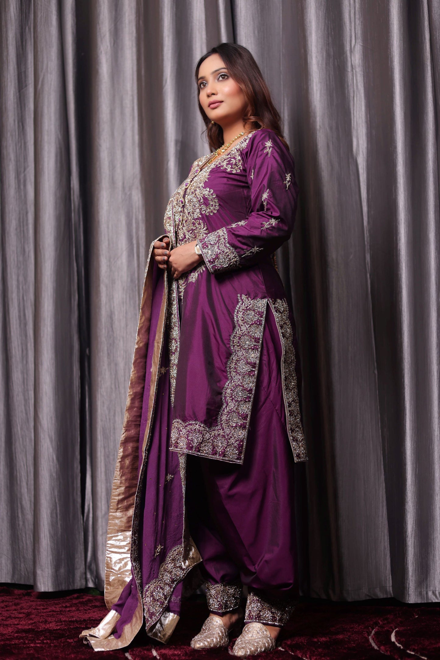 Luxurious Purple Kurta Set with Zardozi and Crystal Cutdana Embroidery