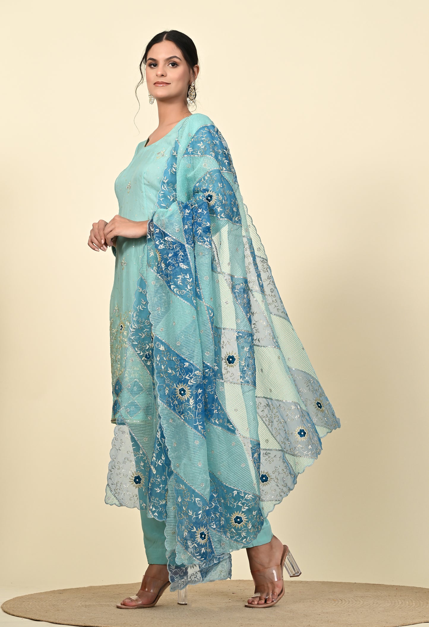 Charming Sky Blue Kurta Set with Delicate Zardozi Embroidery