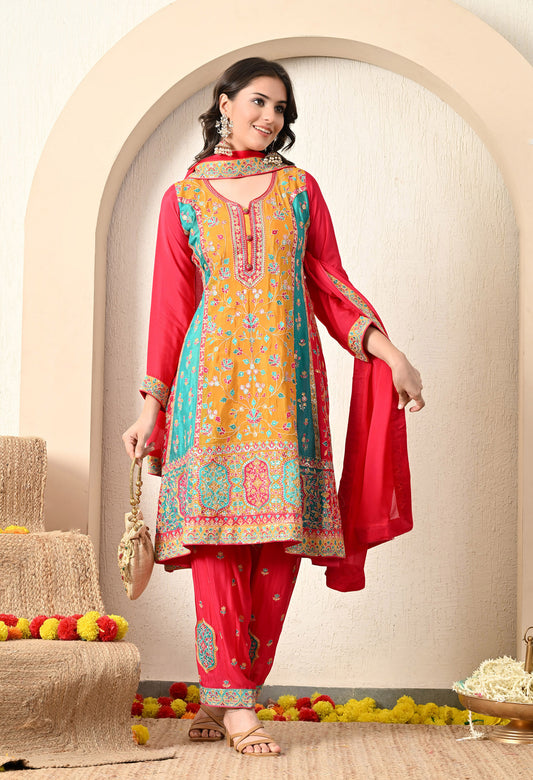 Yellowish Orange Kurta Set with Exceptional Thread & Applique Work