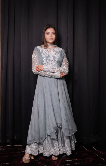 Exquisite Light Grey Sharara Set with Intricate Thread Work