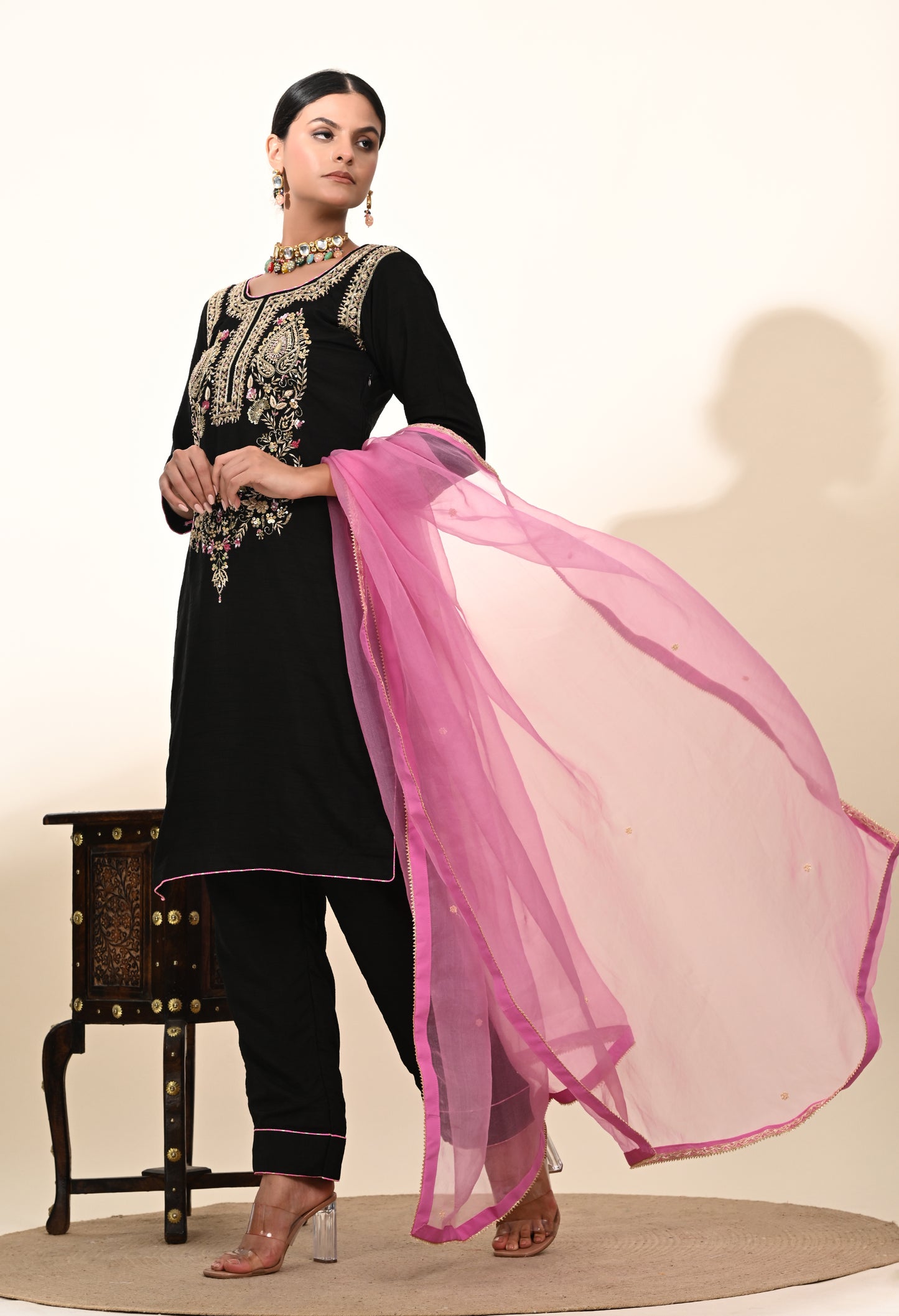 Exquisite Black Kurta Set with Opulent Zardozi Embroidery