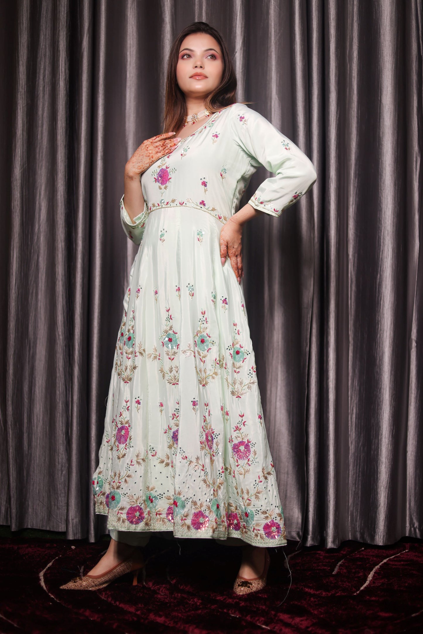 Elegant Light Green Anarkali Dress Adorned with Exquisite Zardozi Work