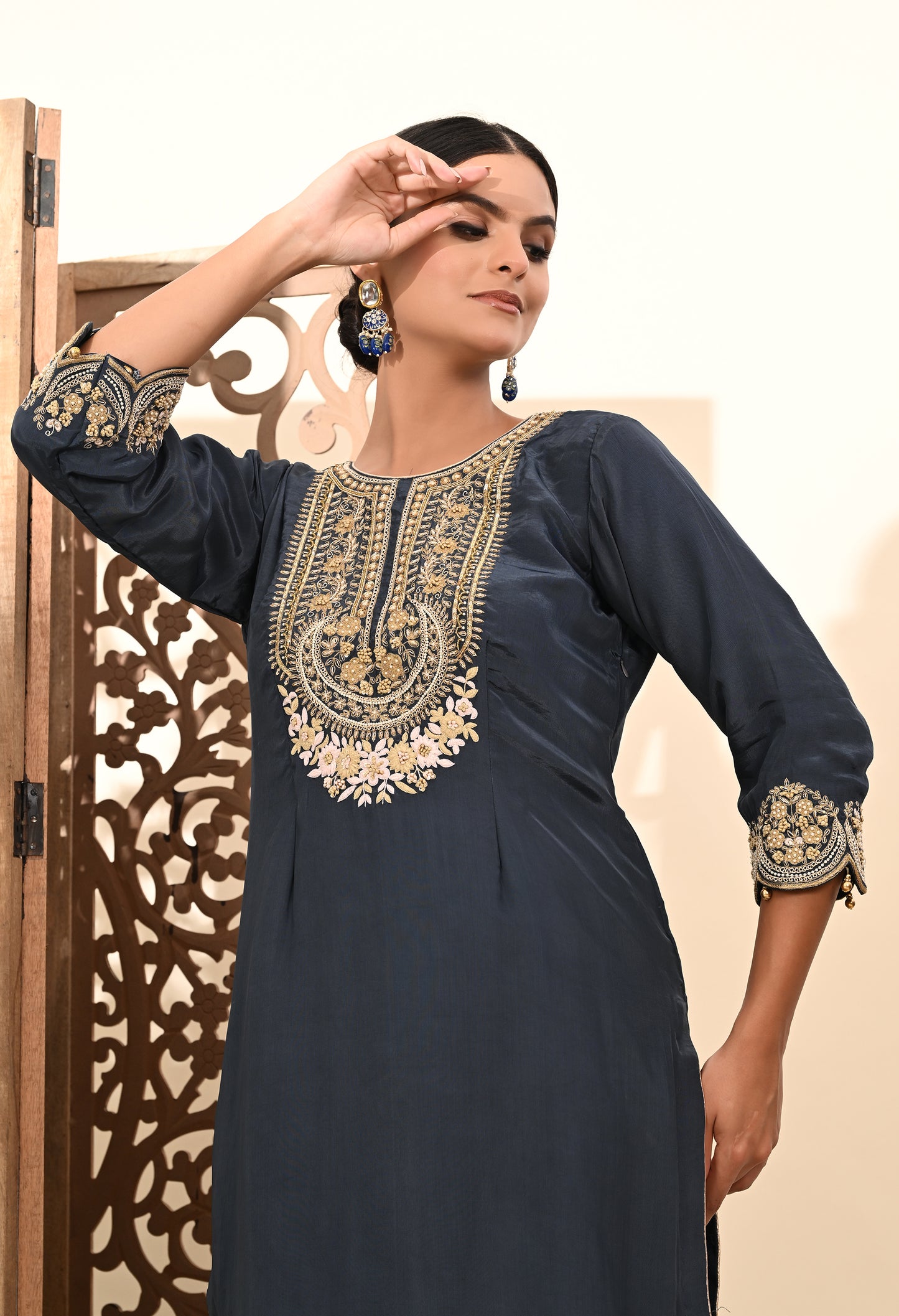 Chic Charcoal Grey Silk Kurta Set with Intricate Zardozi Details