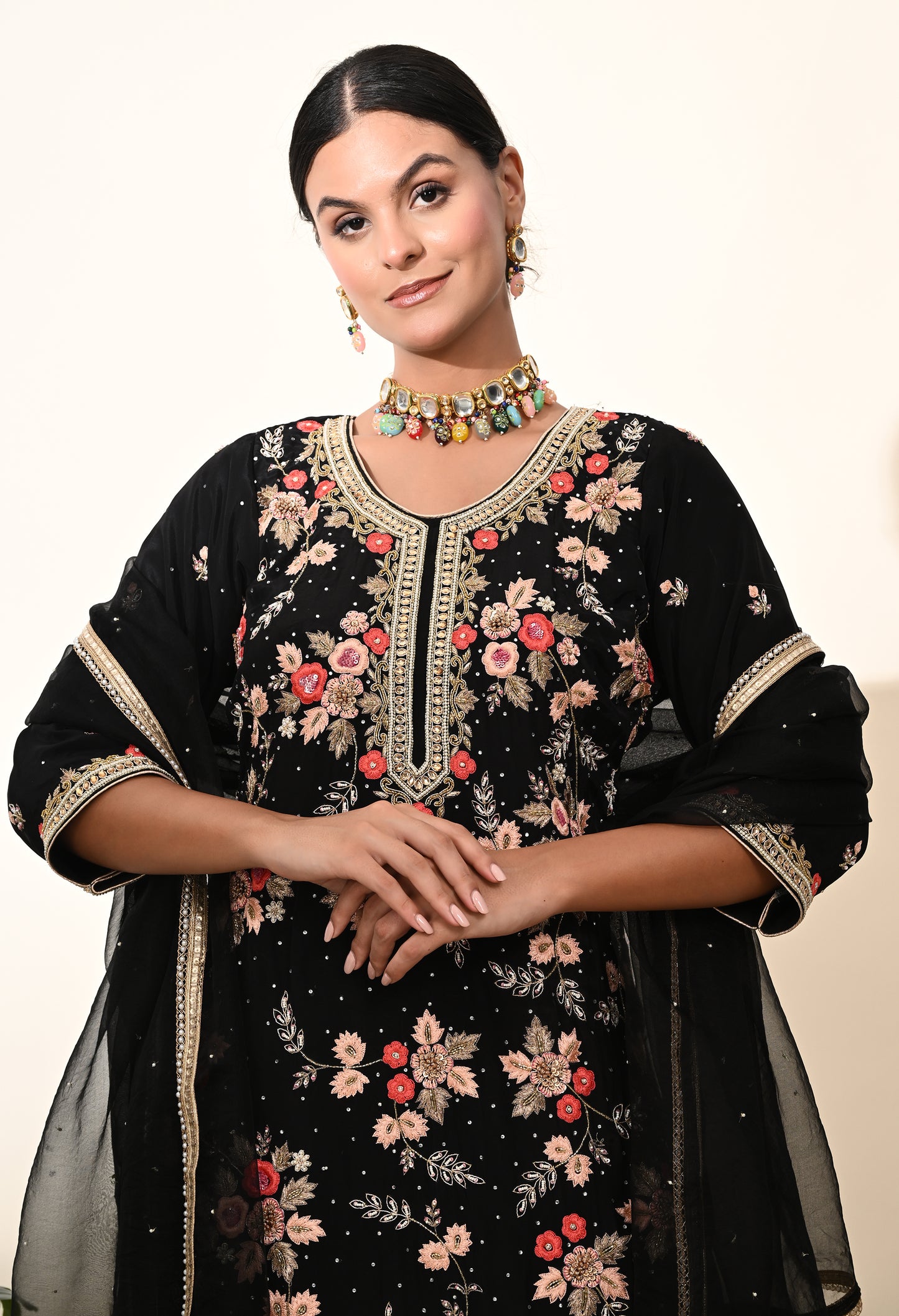 Striking Black Kurta Set with Elegant Zardozi Embroidery