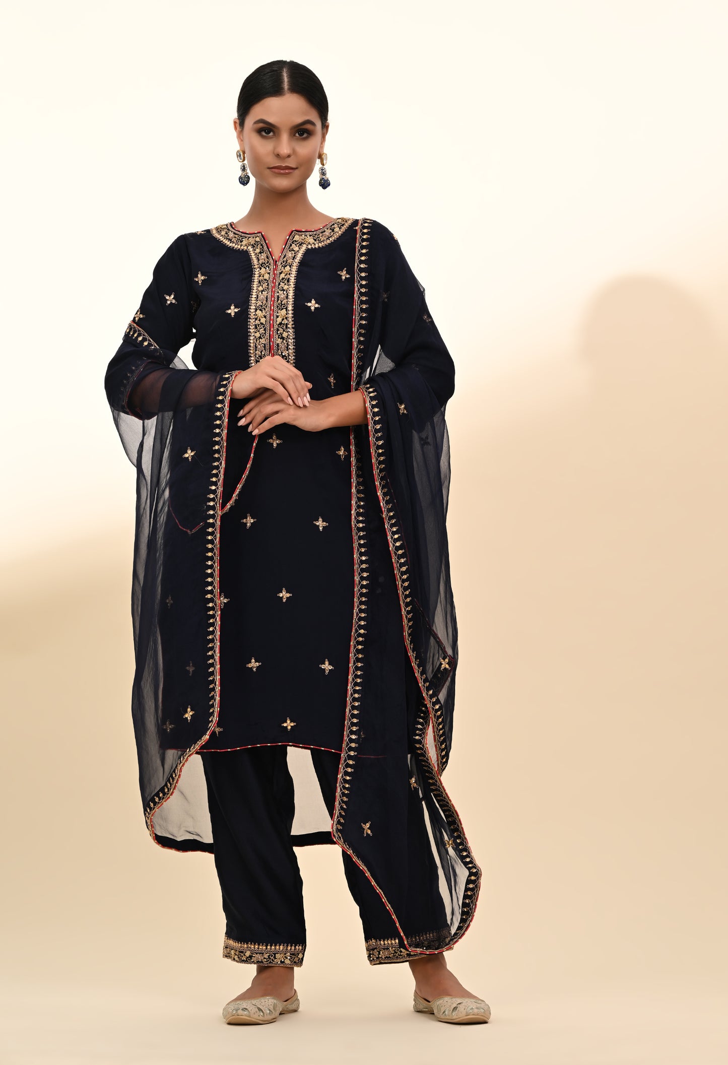 Sophisticated Navy Blue Kurta Set, Embellished with Exquisite Zardozi Embroidery and Crystal Accents