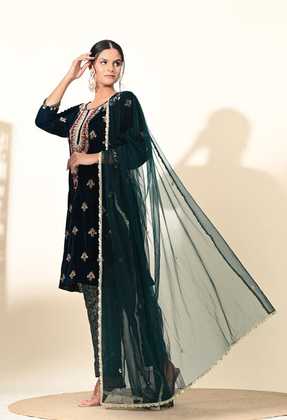 Striking Blue Kurta Set with Sophisticated Zardozi Embroidery