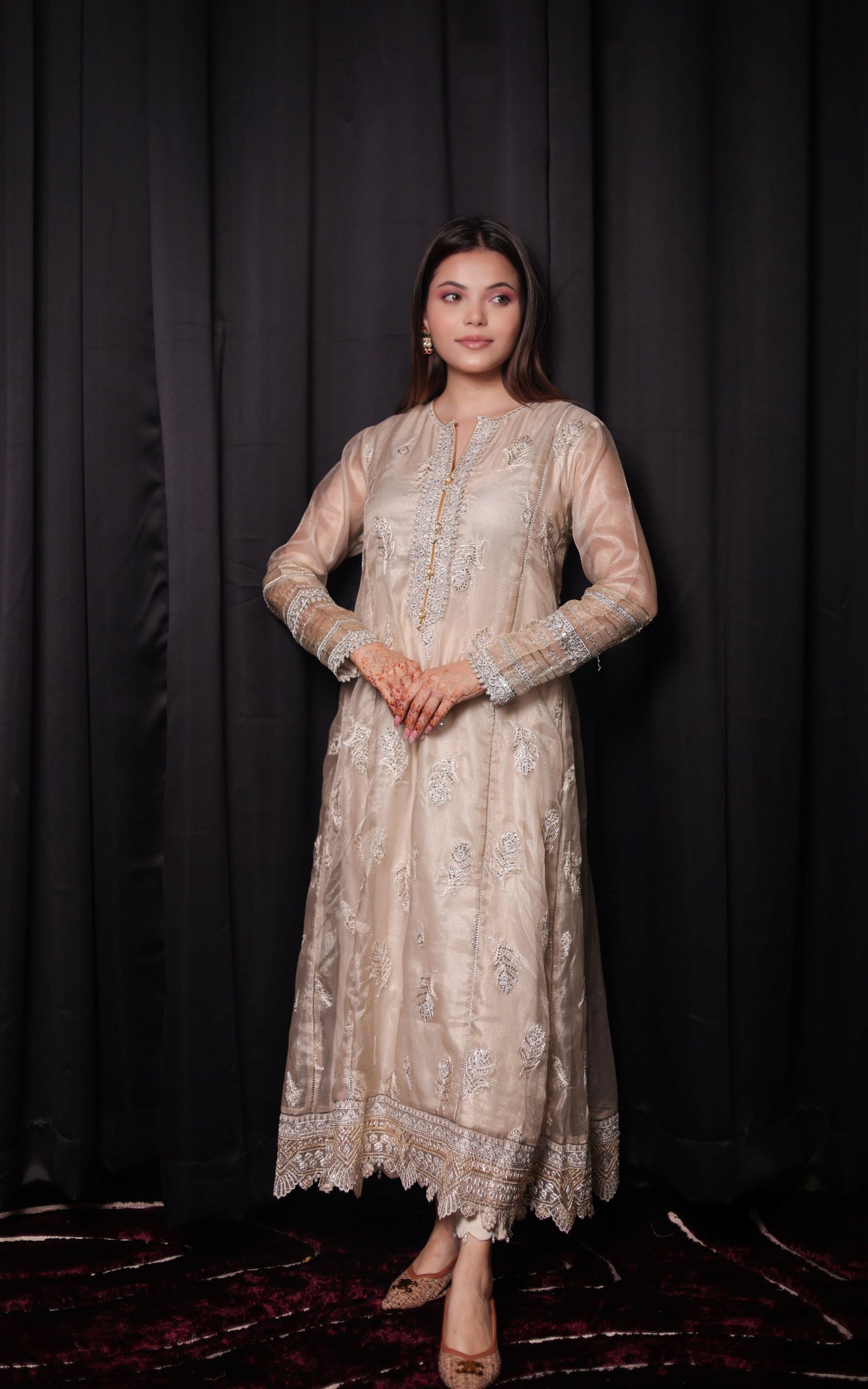 Light Cream Kurta Set with Beautiful Thread Work