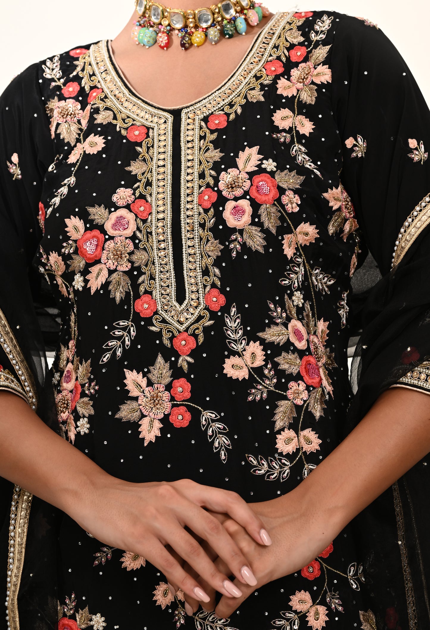 Striking Black Kurta Set with Elegant Zardozi Embroidery