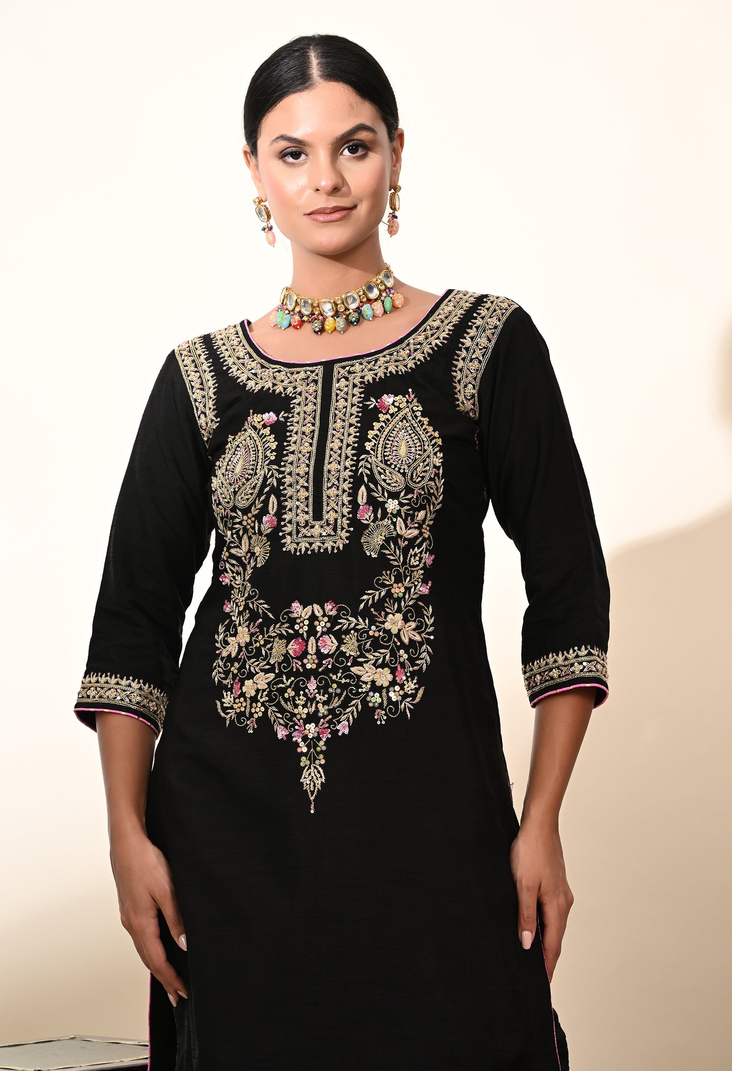 Exquisite Black Kurta Set with Opulent Zardozi Embroidery