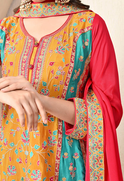 Yellowish Orange Kurta Set with Exceptional Thread & Applique Work