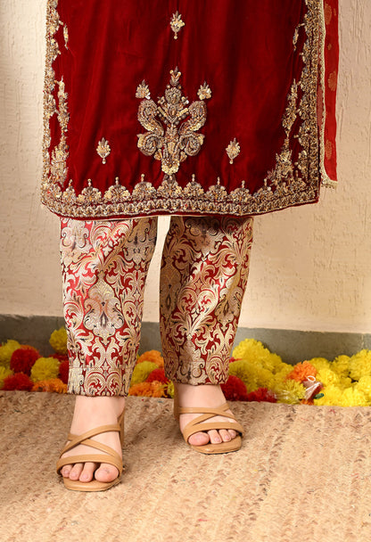 Maroon Red Kurta Set with Zardozi, Dabk, and Stone Work