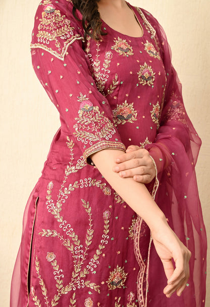 Strawberry Pink Kurta Set with Zardozi, Thread, Sequence, and Pearl Work