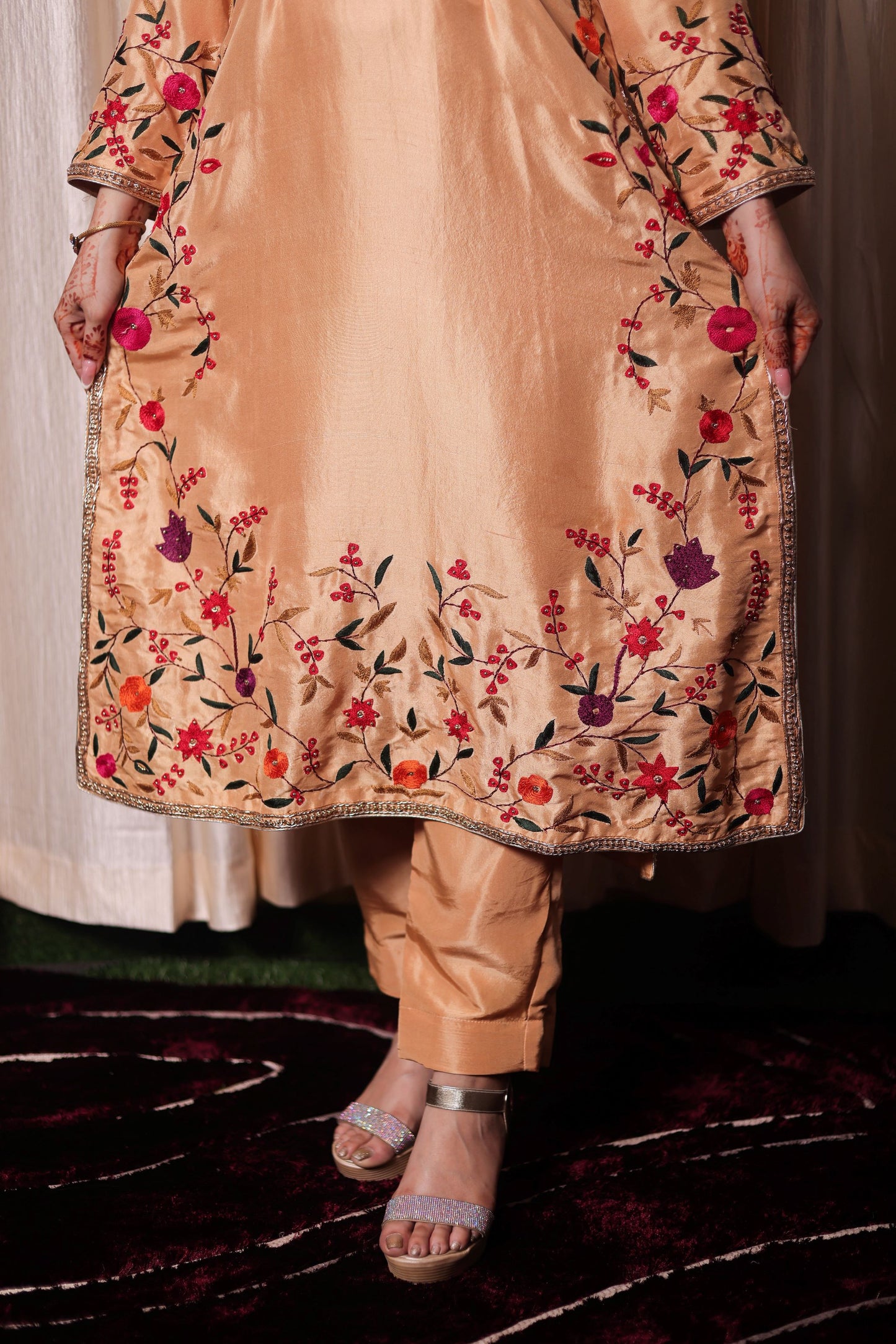 Stunning Creamish Yellow Kurta Set with Beautiful Zardozi, and Thread Work