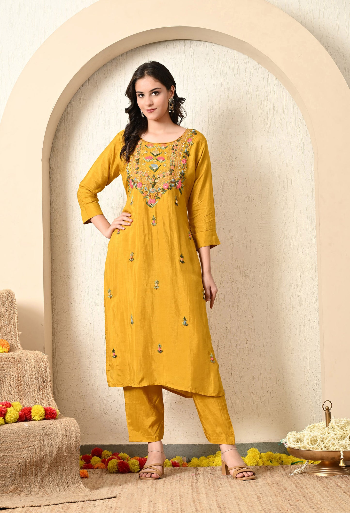 Yellow Kurta Set with Mesmerising Thread Work