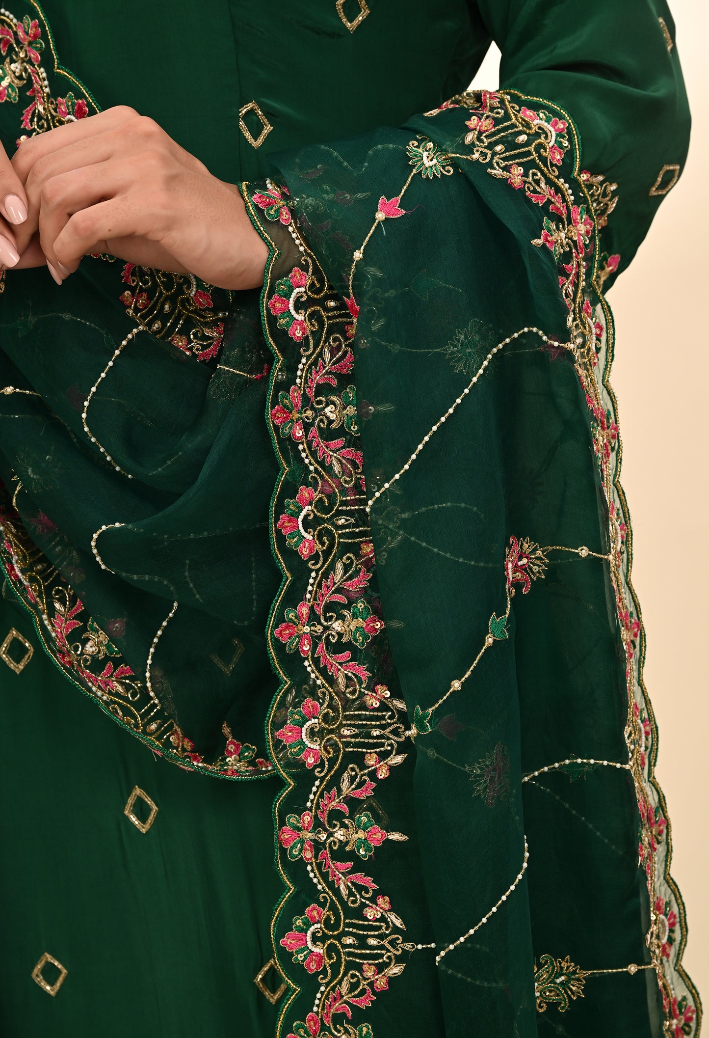 Luxurious Dark Green Crepe Kurta Set with Exquisite Zardozi Embroidery