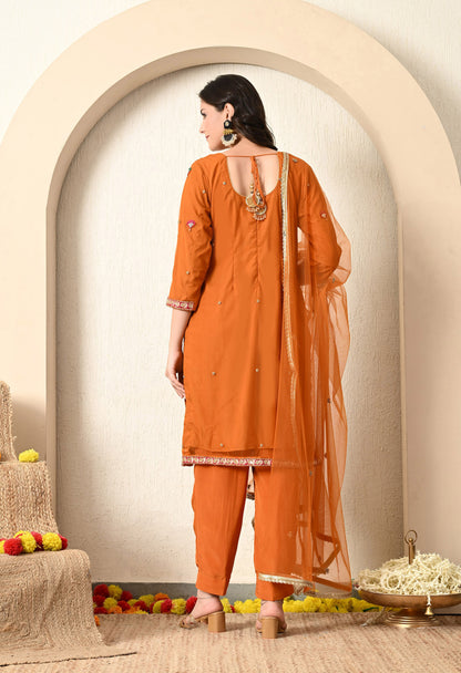 Yellowish Orange Kurta Set with Thread, Zardozi and Sequence Work