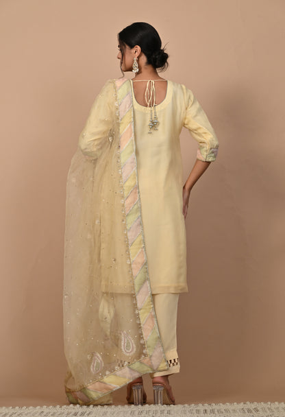 Elegant Light Yellow Kurta Set with Zardozi Embroidery