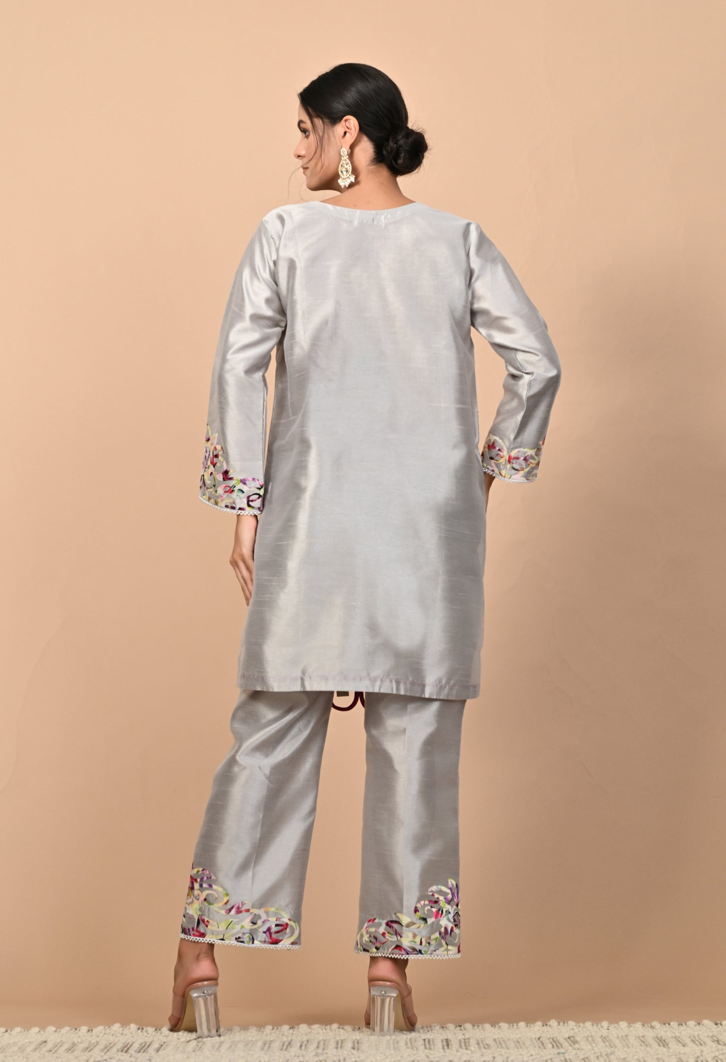 Sophisticated Grey Silk Kurta Set with Appliqué Work