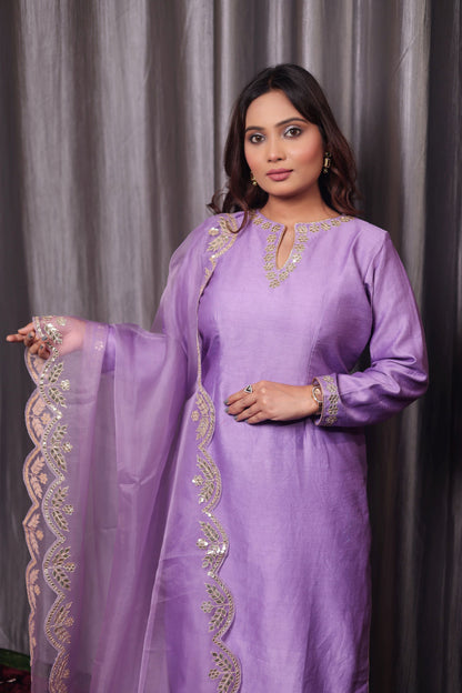 Elegant Orchid Purple Silk Kurta Set, Embellished with Exquisite Zardozi and Gotta Embroidery