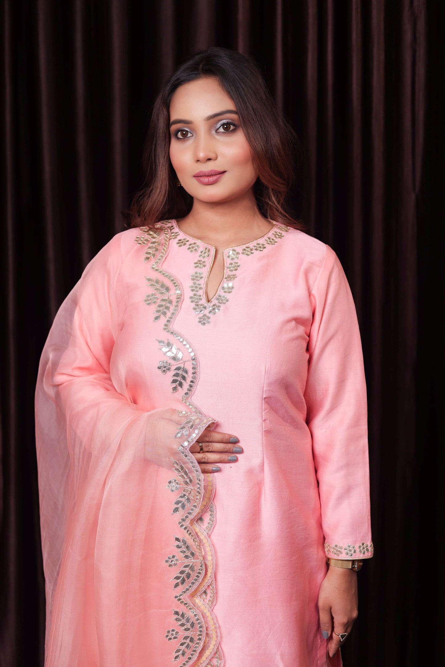 Exquisite Peach Pink Silk Kurta Set, Embellished with Zardozi and Gotta Embroidery