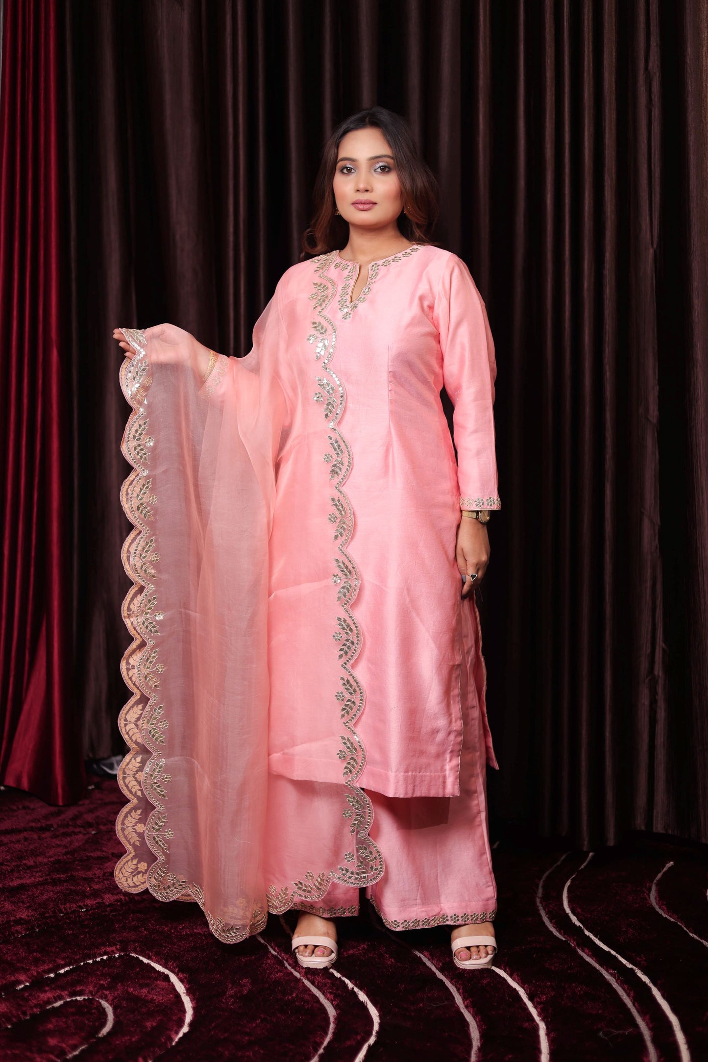 Exquisite Peach Pink Silk Kurta Set, Embellished with Zardozi and Gotta Embroidery