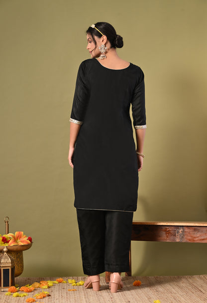 Charismatic Black Kurta Set with Zardozi, Sequence, Sippi, and Thread Work