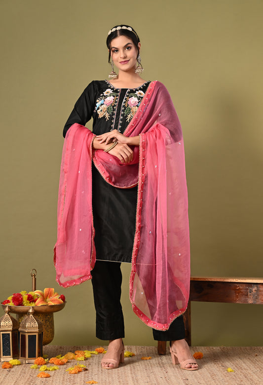 Charismatic Black Kurta Set with Zardozi, Sequence, Sippi, and Thread Work