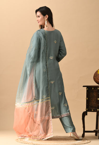 Grey Threadwork Kurta Set with Mirror and Sequins
