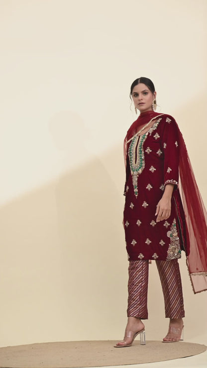 Regal Maroon Red Kurta Set with Intricate Zardozi Embroidery