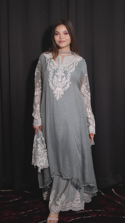 Exquisite Light Grey Sharara Set with Intricate Thread Work