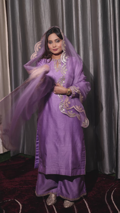 Elegant Orchid Purple Silk Kurta Set, Embellished with Exquisite Zardozi and Gotta Embroidery